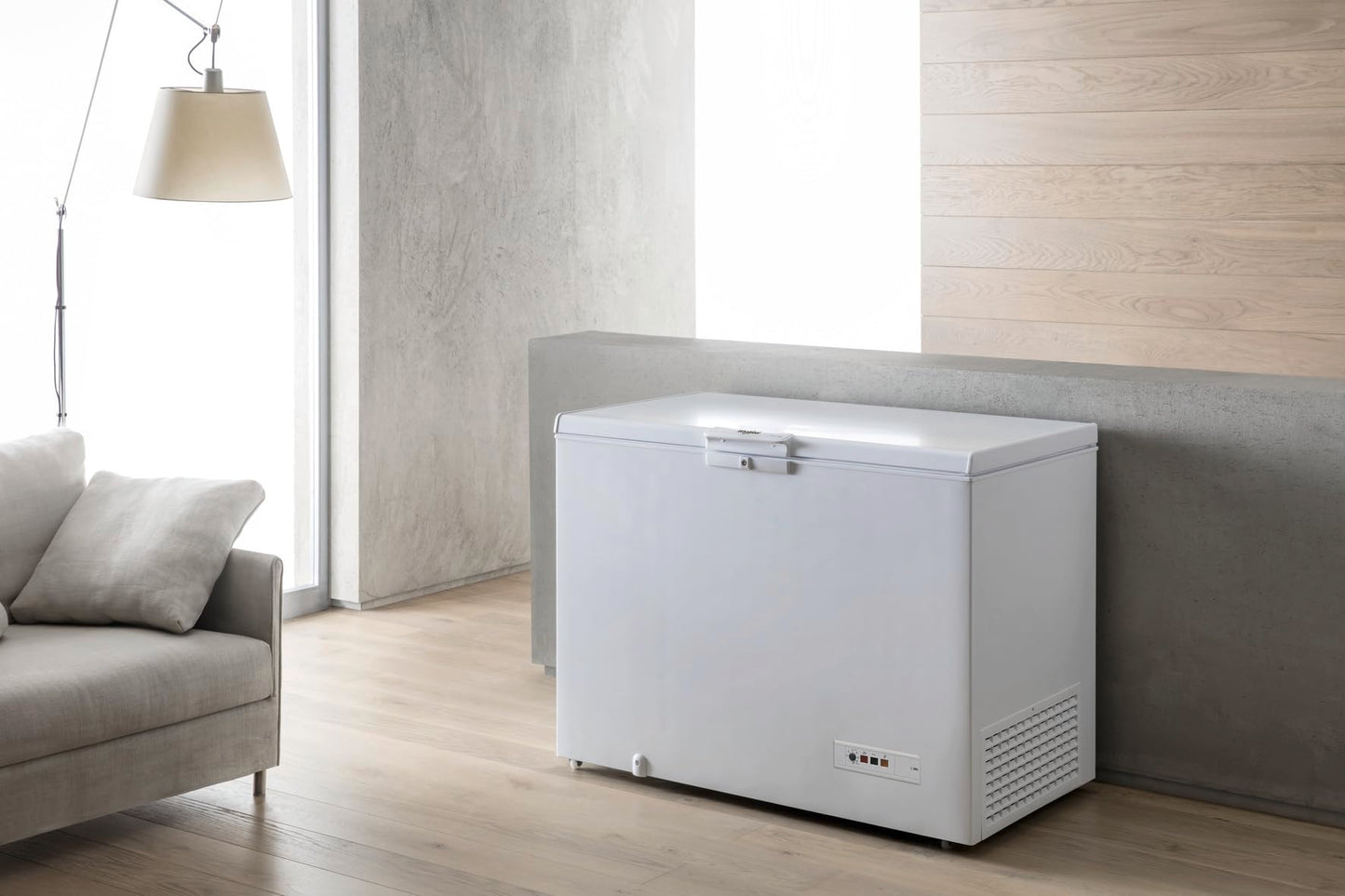 Whirlpool WHM39112 Gefriertruhe 394L A++ SuperFreeze Innenbeleuchtung Door Balance leise 42dB