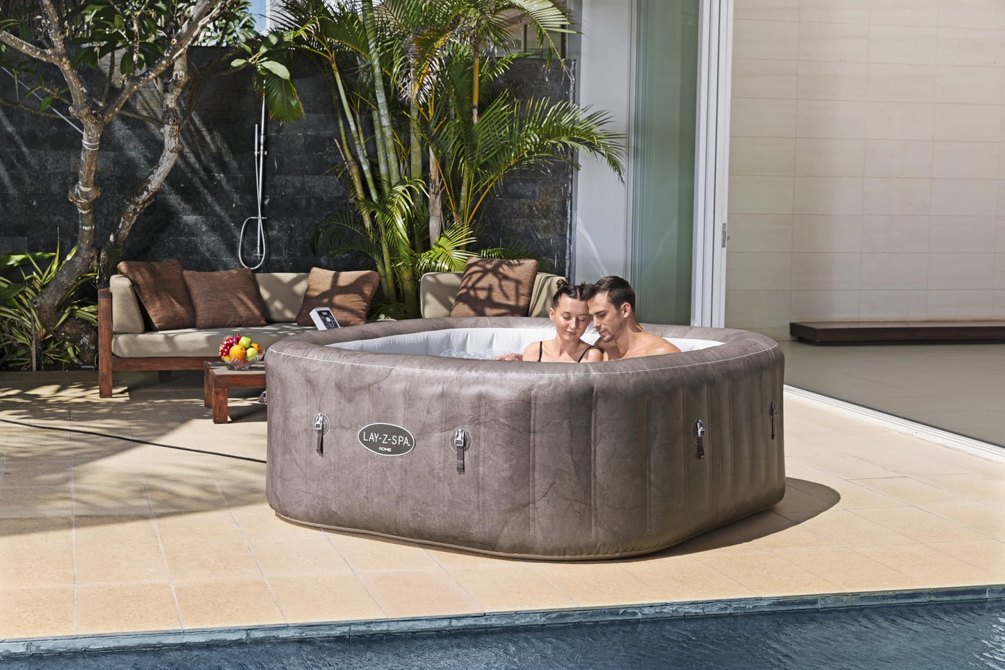 Bestway Lay-Z-Spa Rome Whirlpool 180x180cm – 6 Personen, 140 AirJet-Düsen, App-Steuerung, Heizung
